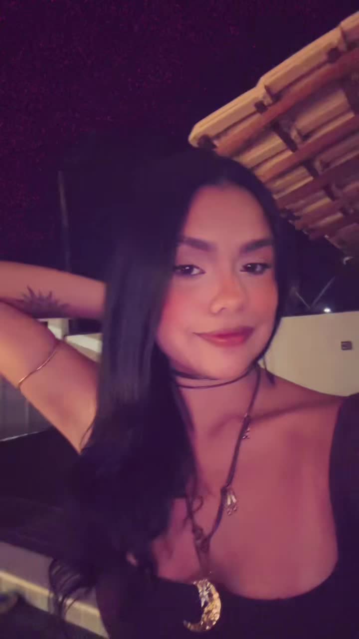 @bella