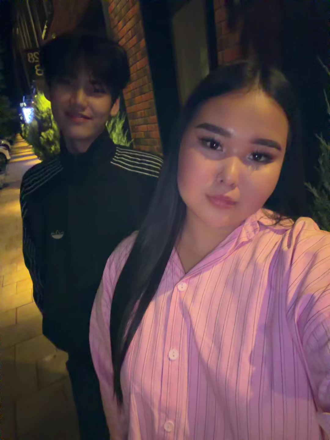 @𝐬𝐛.𝐳𝐡𝐚𝐧𝐞𝐤