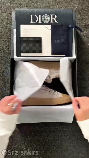 @Srz snkrs