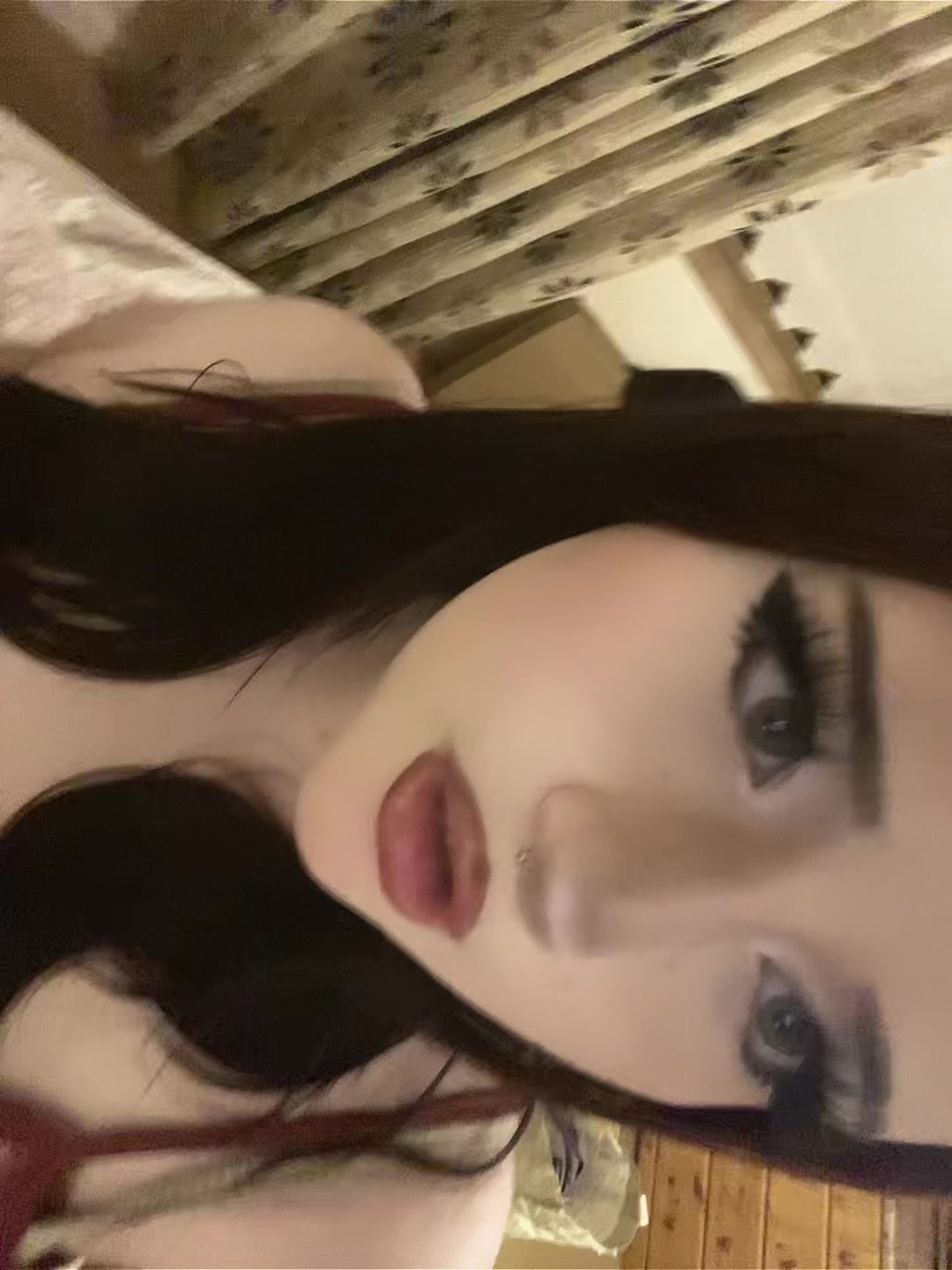 @ieat_glitterglue69