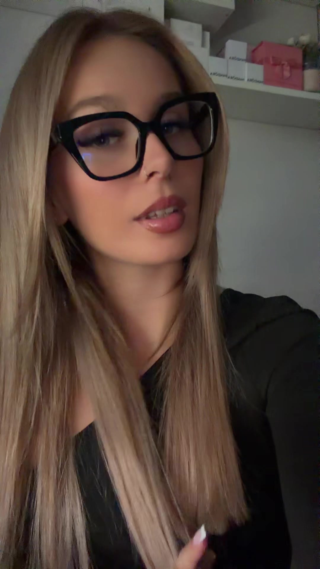 @dominikahh