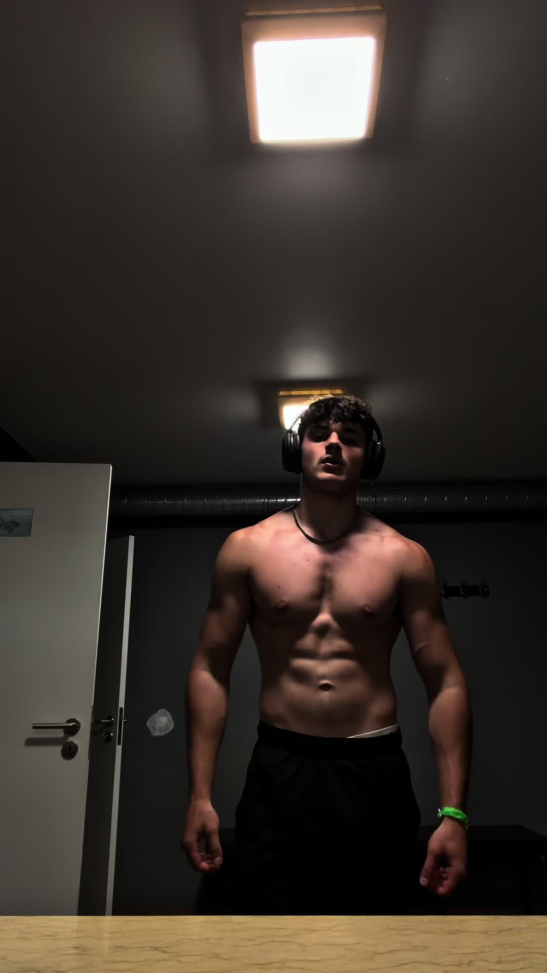 @toby_k09
