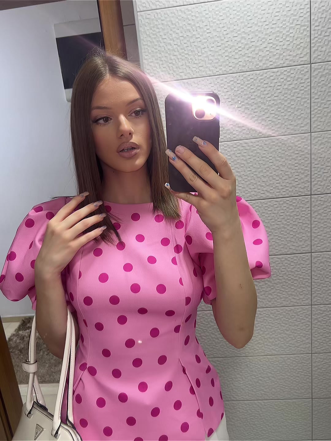@angelovaaa