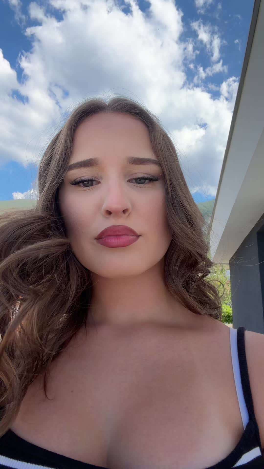 @𝐴𝐾