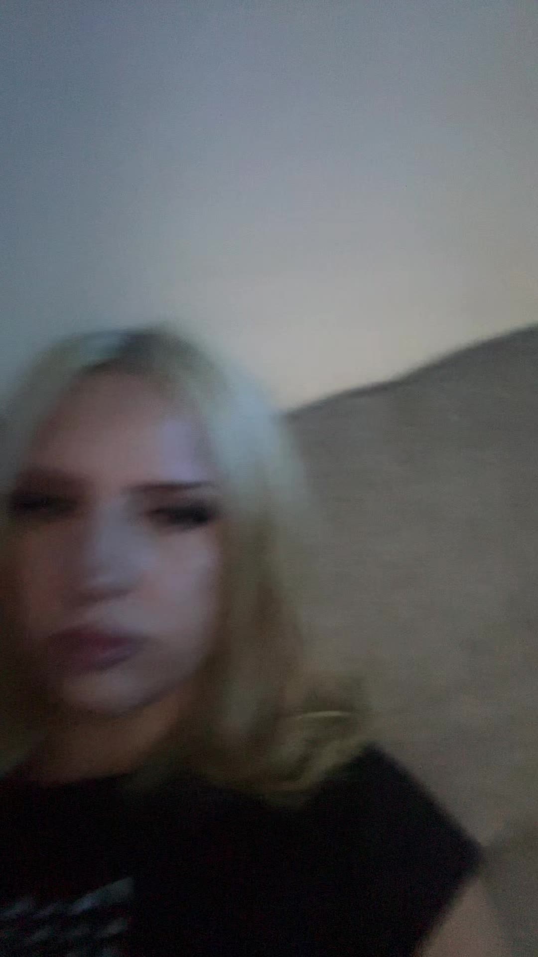 @️