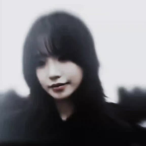 @𝙨𝙧𝙤𝙣𝙮. 𝙚𝙙𝙞𝙩𝙨