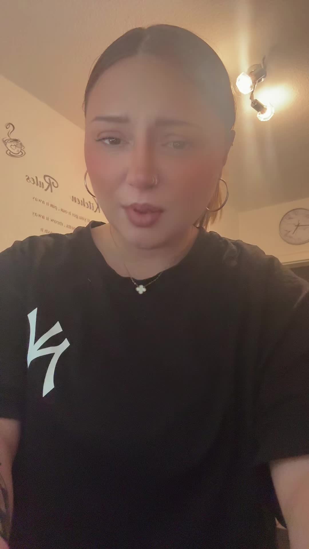 @Janine🧸