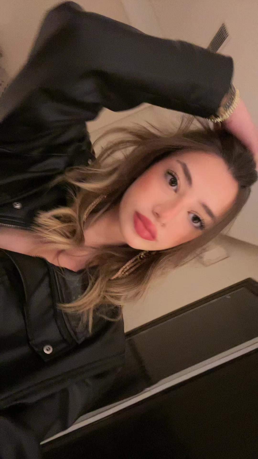 @mia