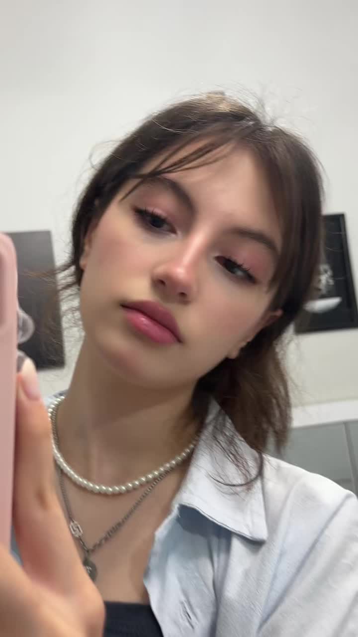 @Nilia