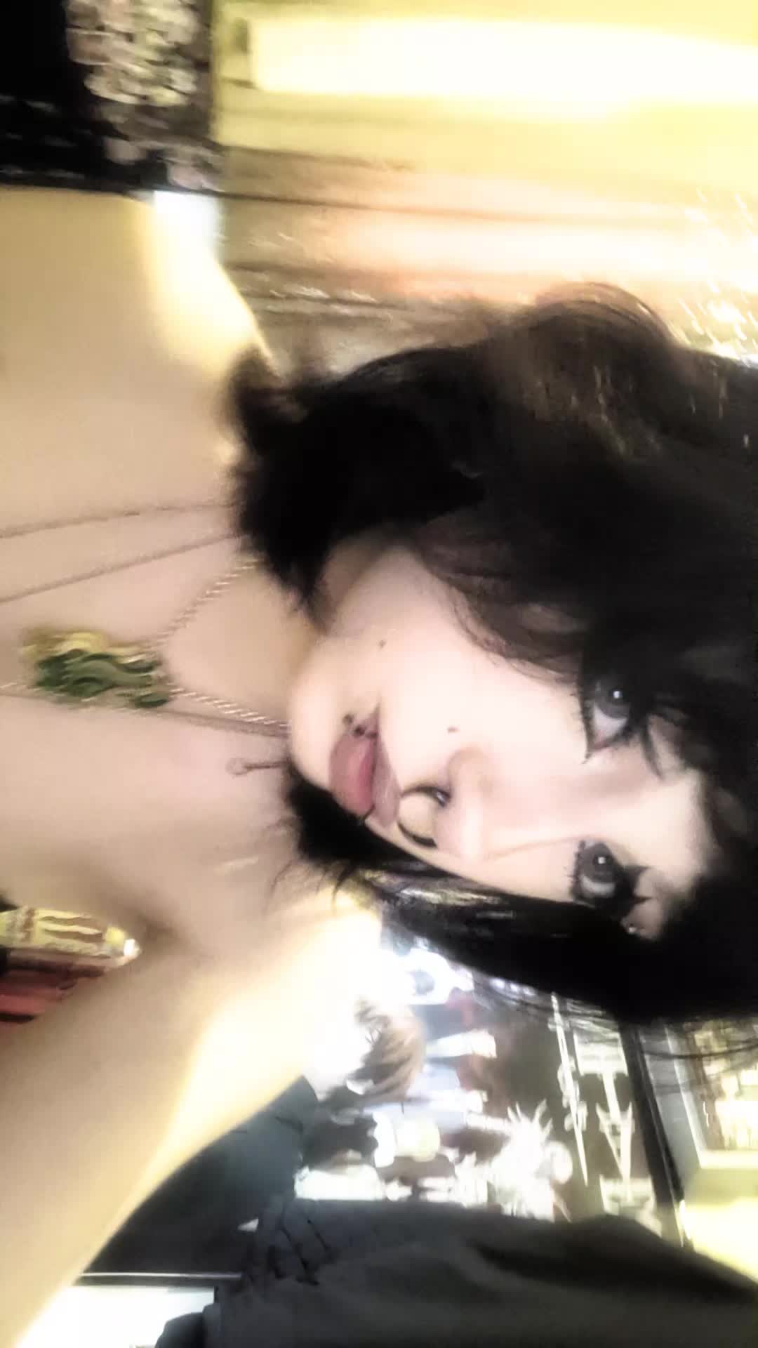 @Nevaeh..🥀