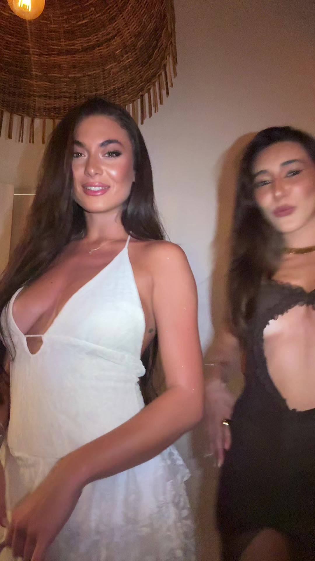 @Kellyfi