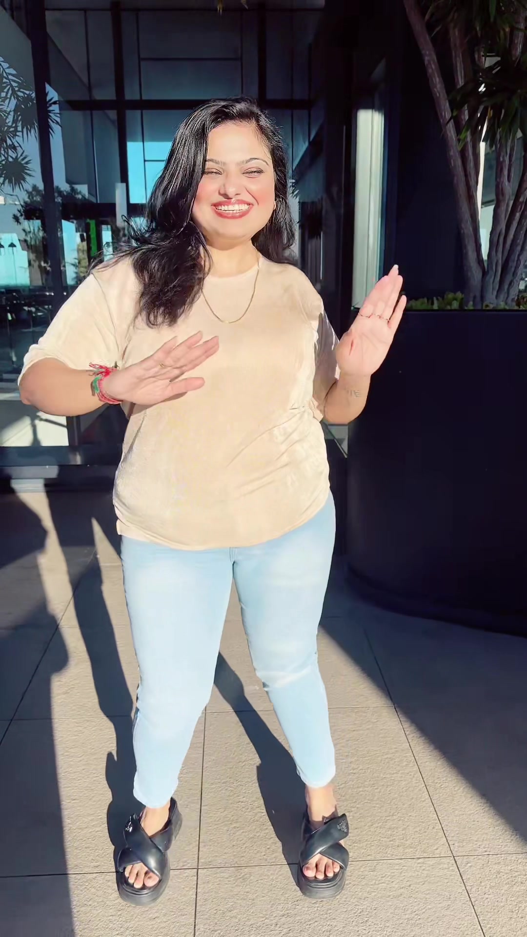@queen of happiness