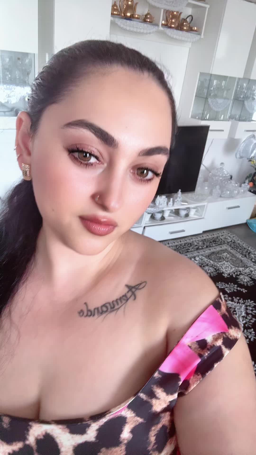 @Pamela brazila🇷🇴🇩🇪💃🏻❤️