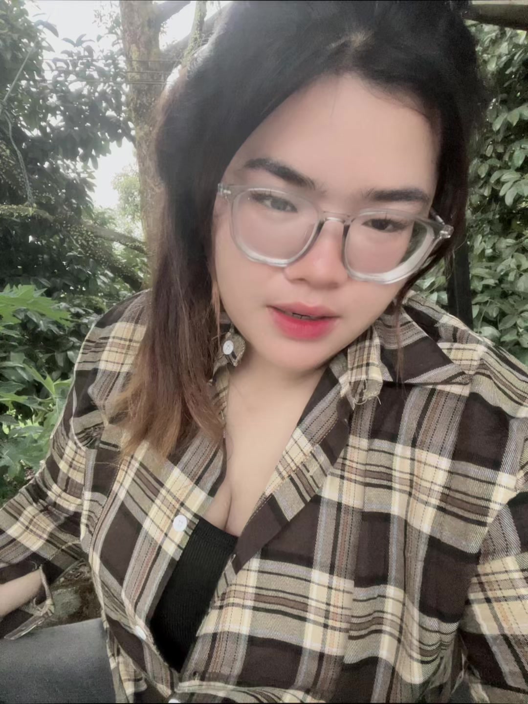 @ขออมหน่อย
