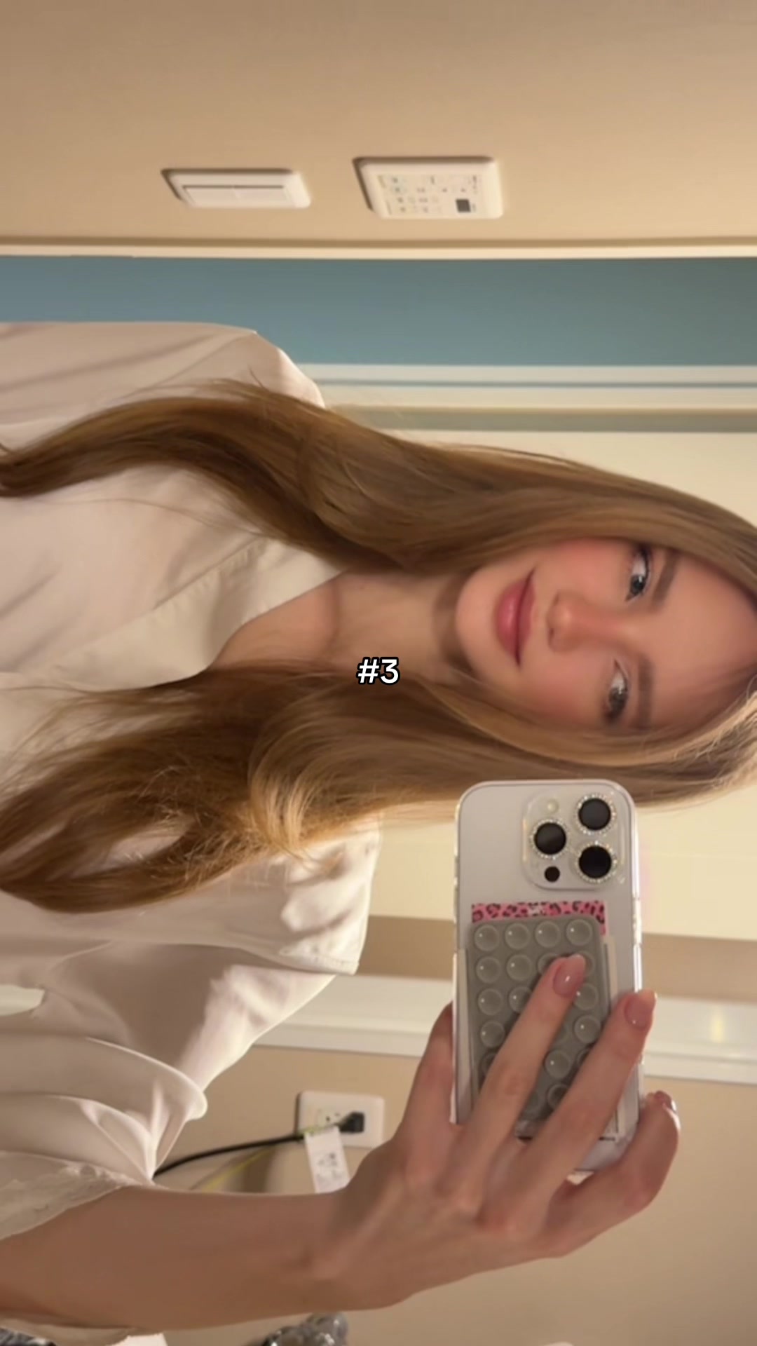 @𝓜.