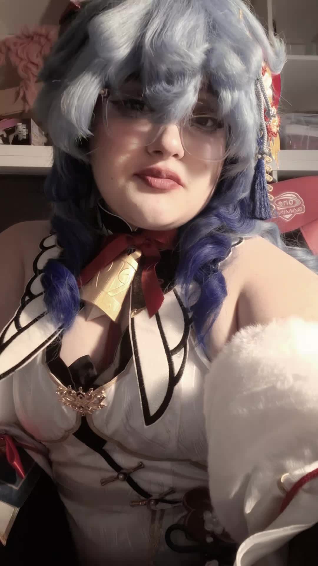 @𝐼𝑣𝑜𝑟𝑎/ 𝐼𝑣𝑦!! ♡