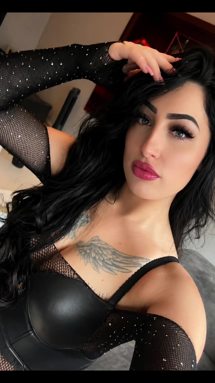 @🌺🌸Mrs Viktória🌸🌺