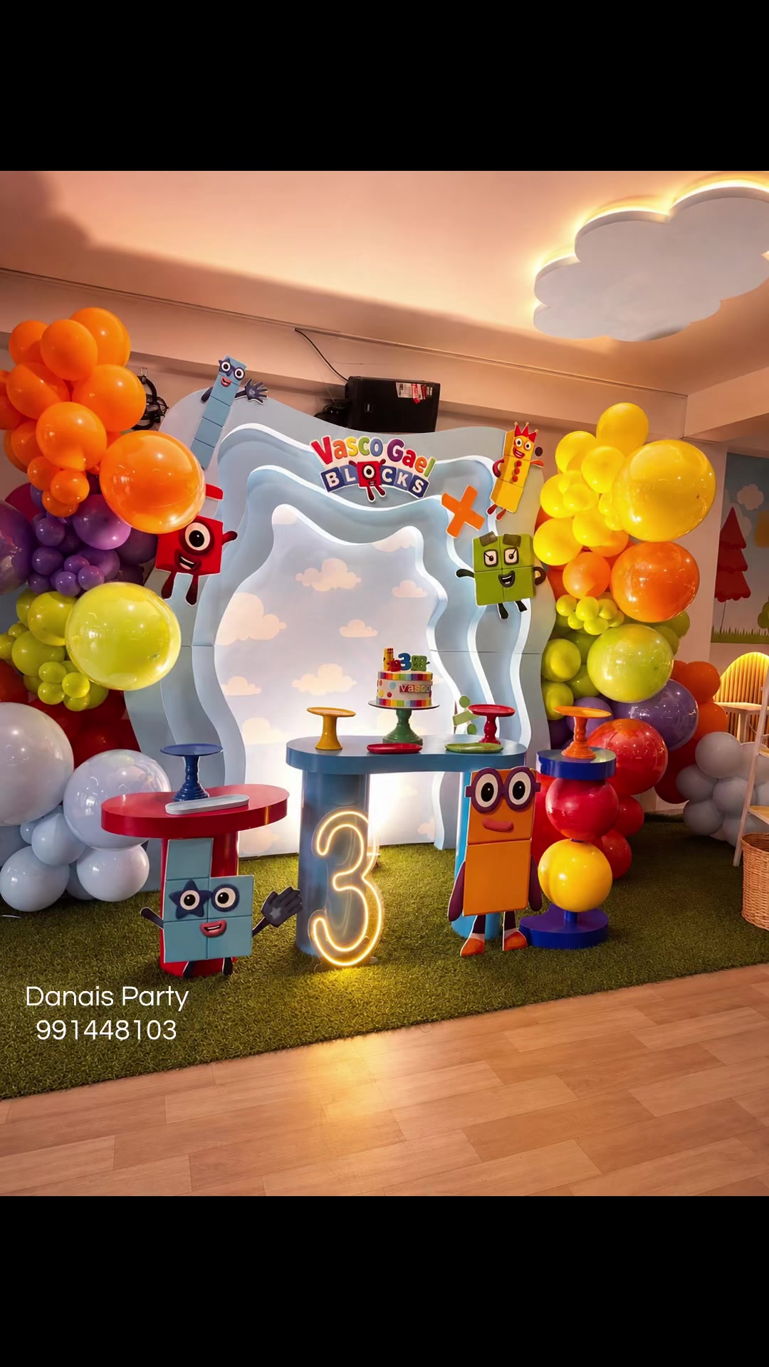 @Danais Party