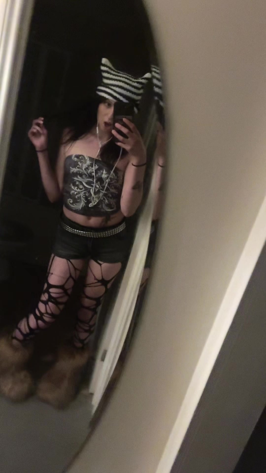 @Hannah 🖤🦇