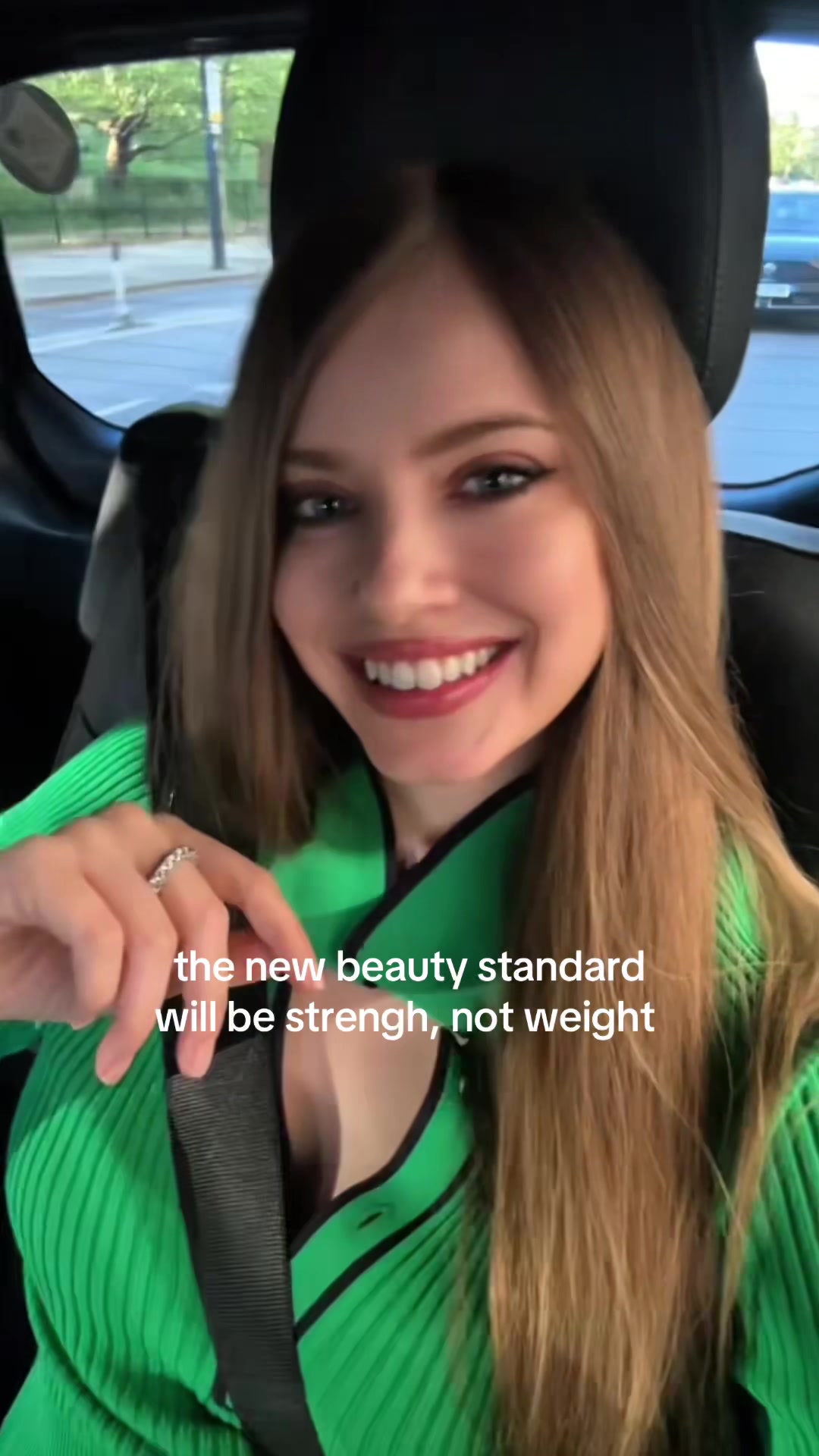 @Xenia Tchoumi