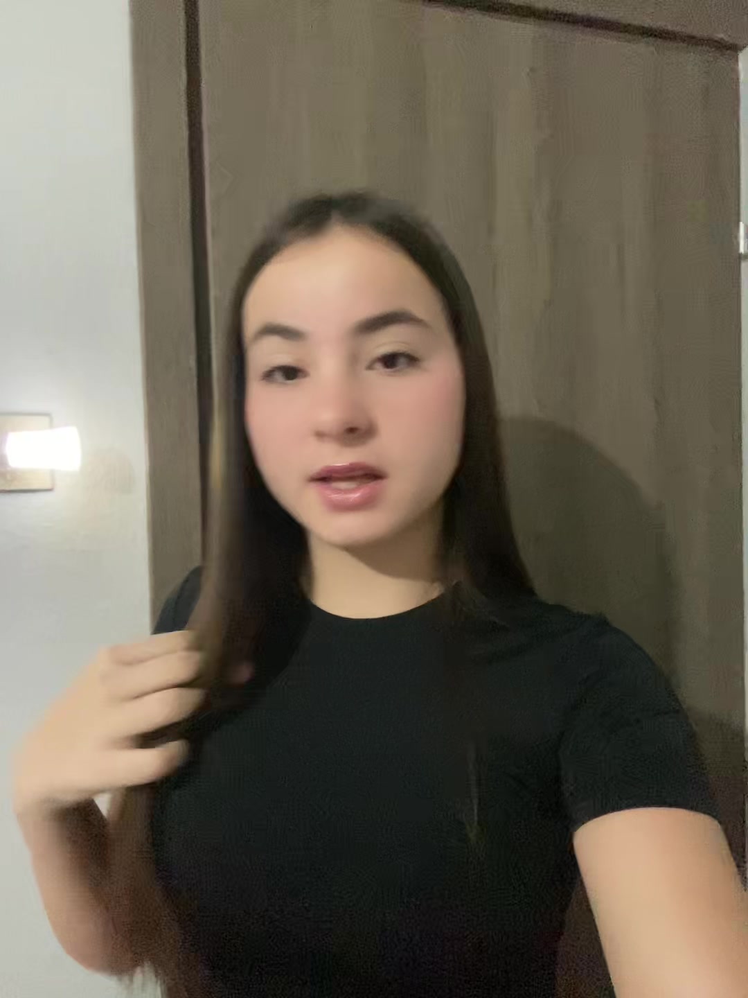 @_theodoraa__