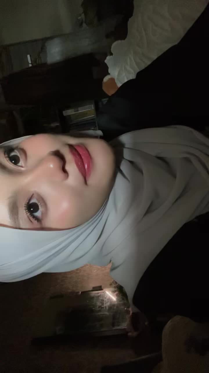 @batrisyia