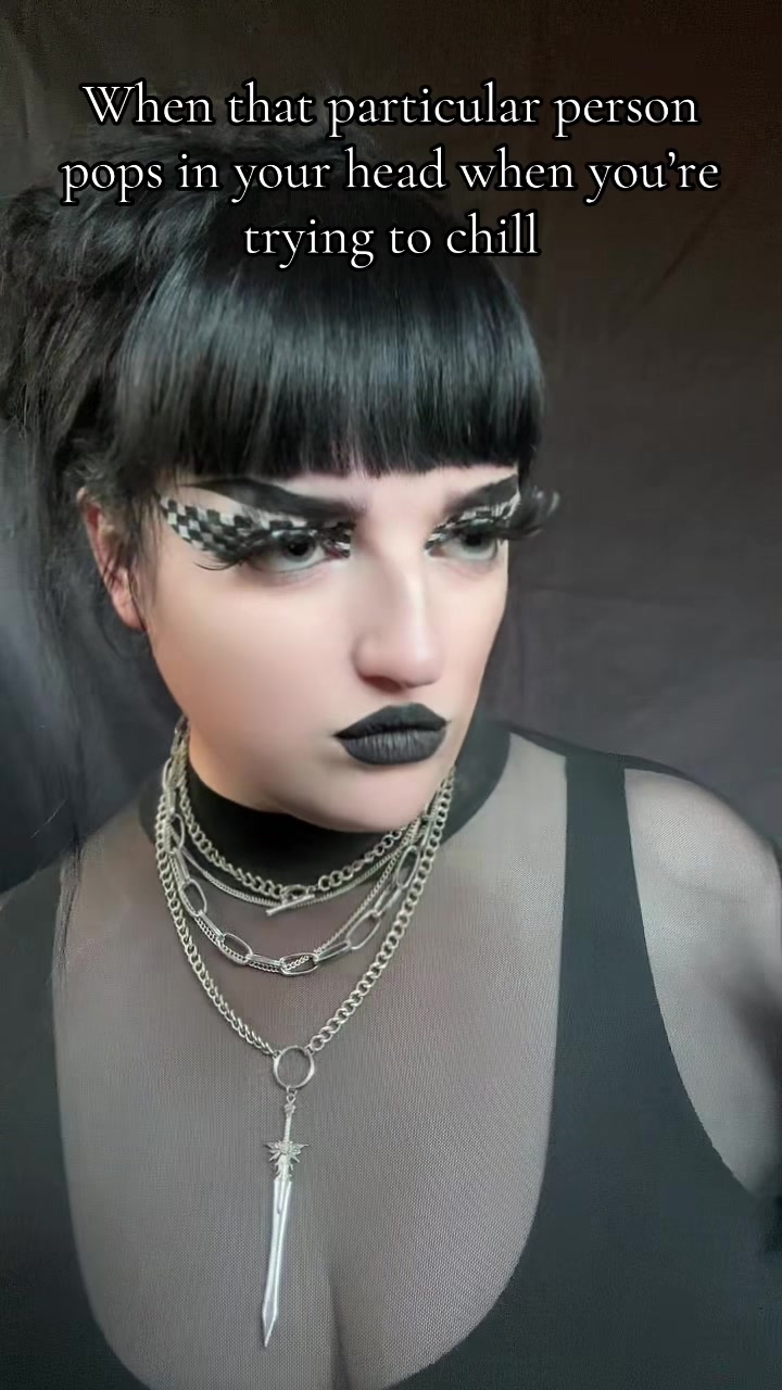@Éírí 🦇