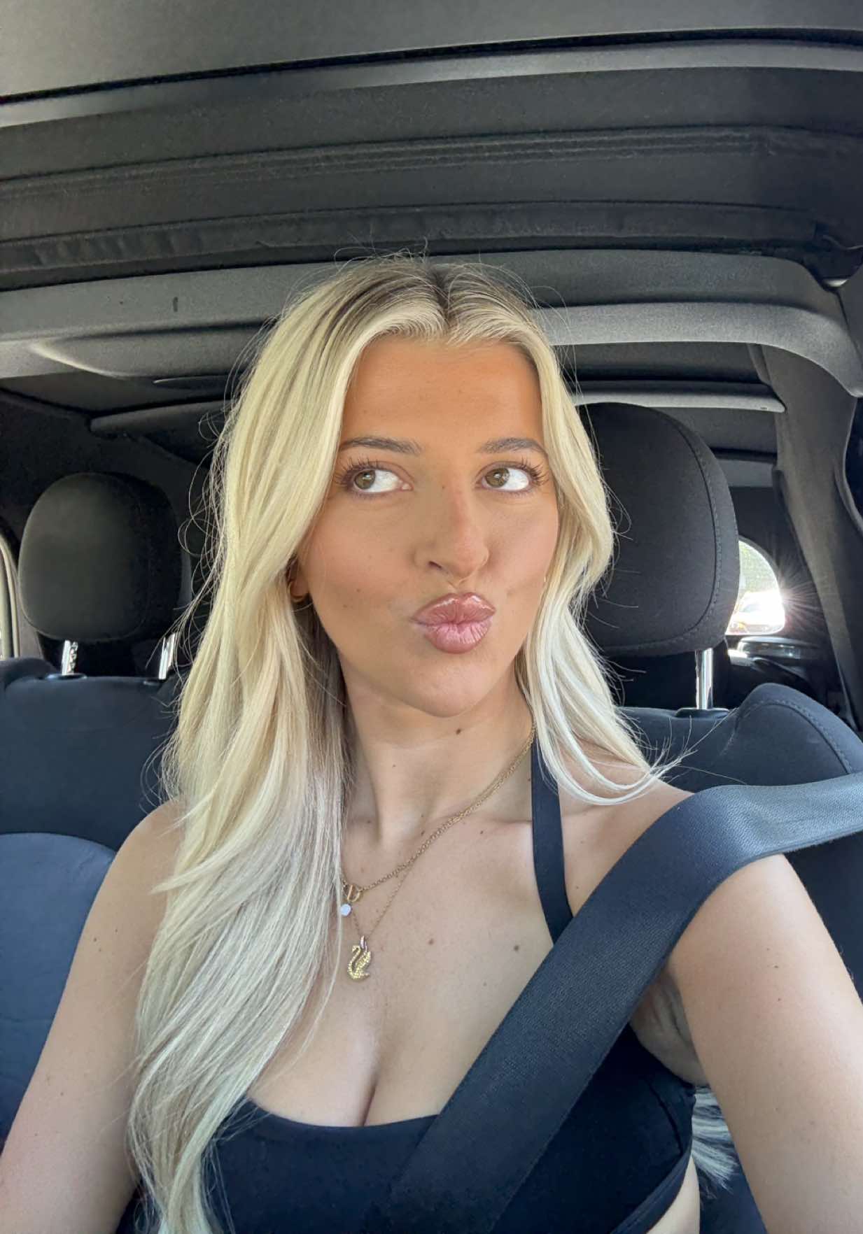 @IzzyTaffs