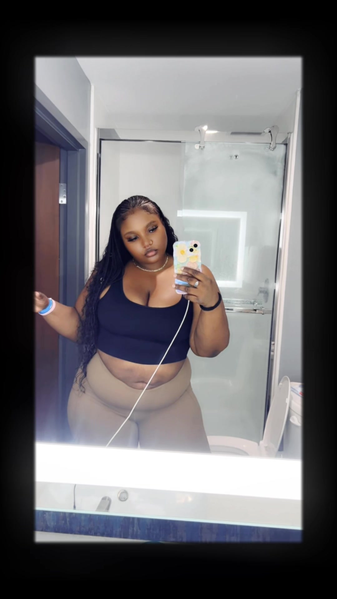 @Chika Labika 🦋✨