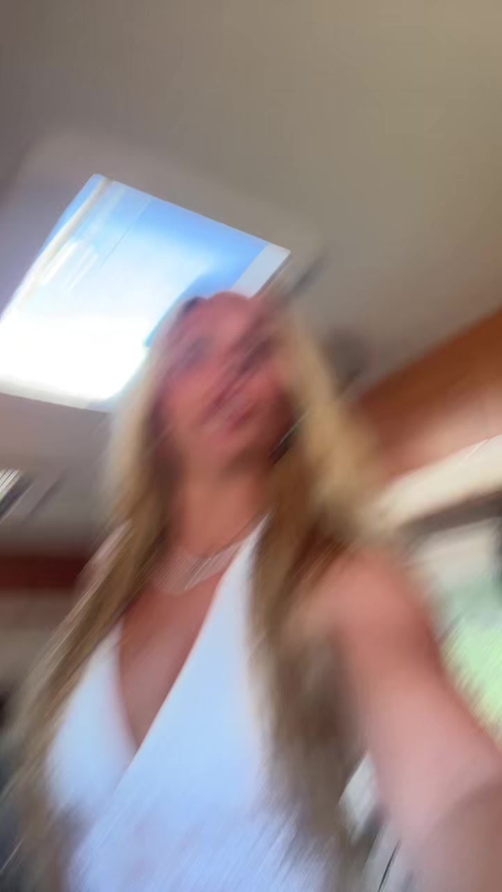 @rhiannonwhelan