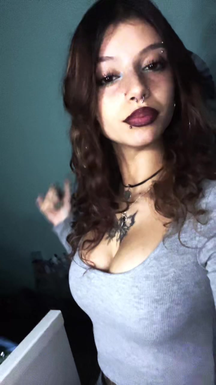 @☣️