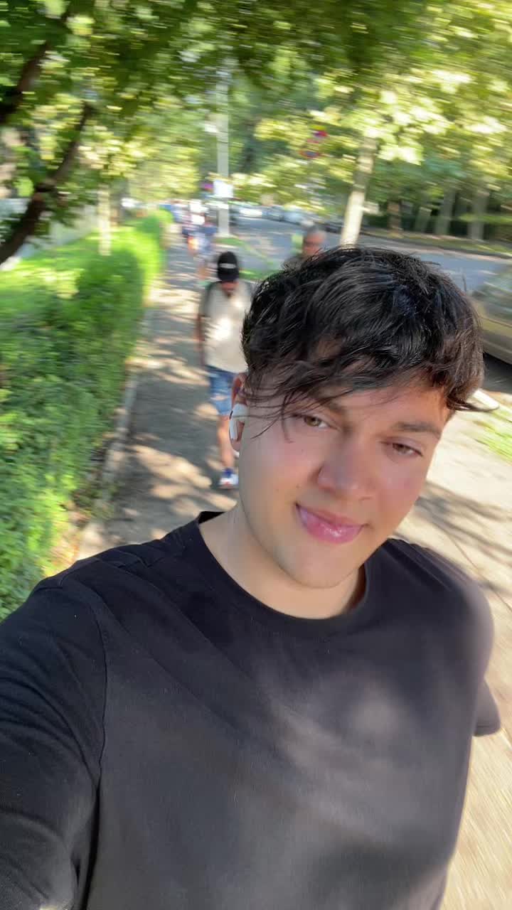 @ronniedaia