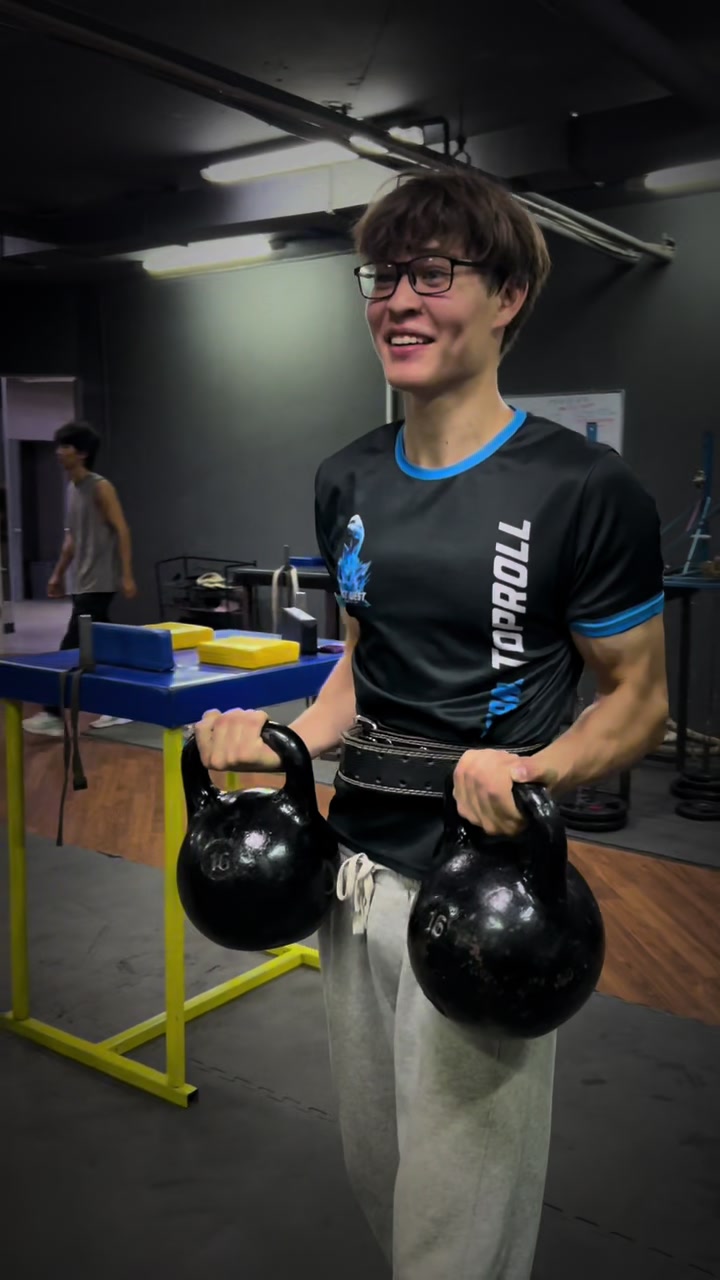 @Kazarmgym