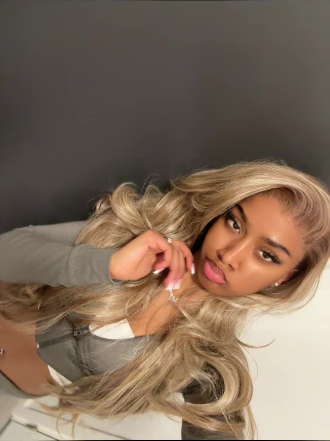 @MissAnyaa 🎀