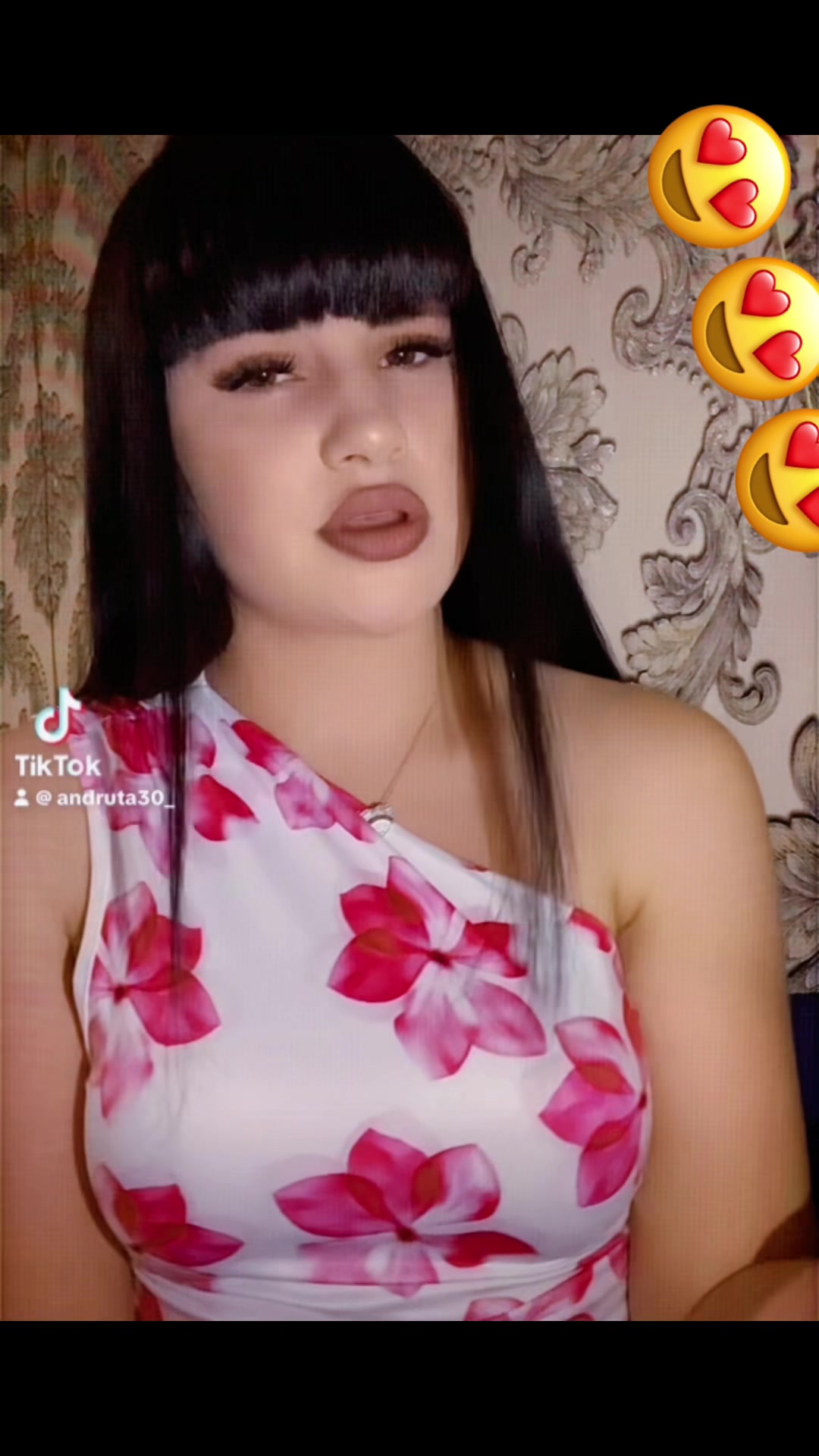 @AXI🖤
