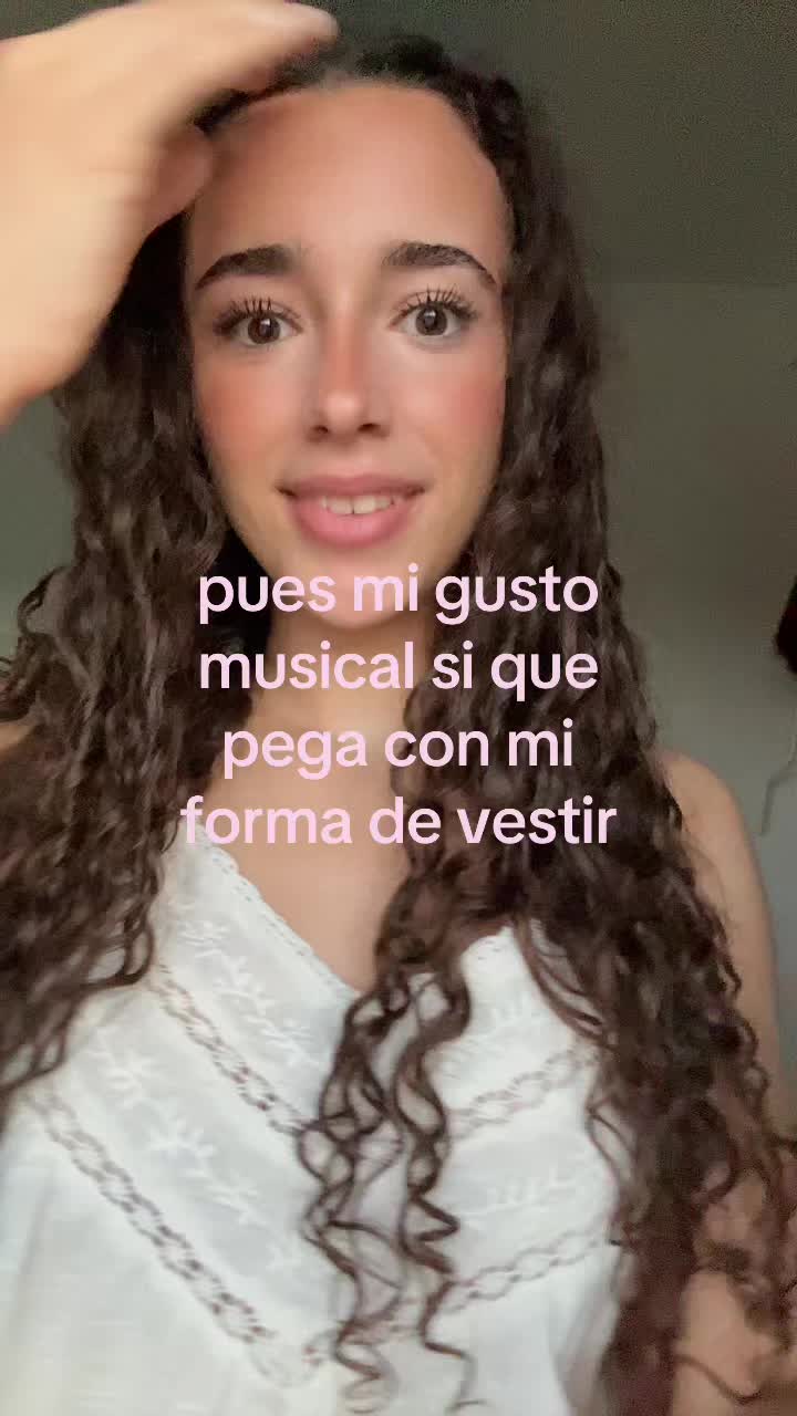 @chachipistachi__