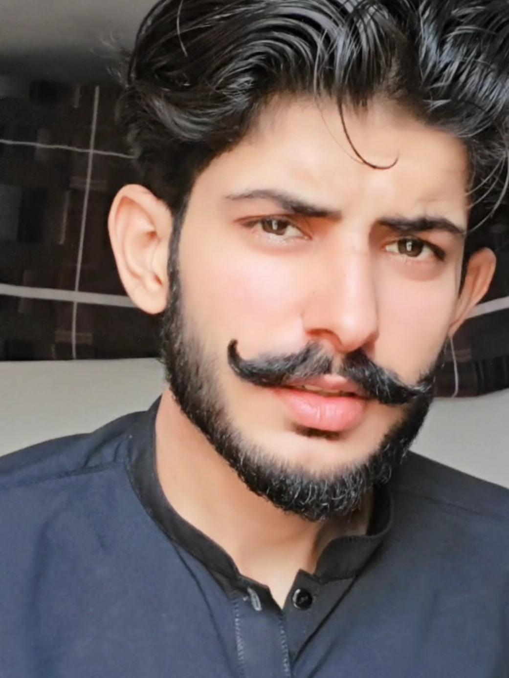 @𝗔𝗱𝗲𝗲𝗯 𝗔𝗳𝗶𝗲