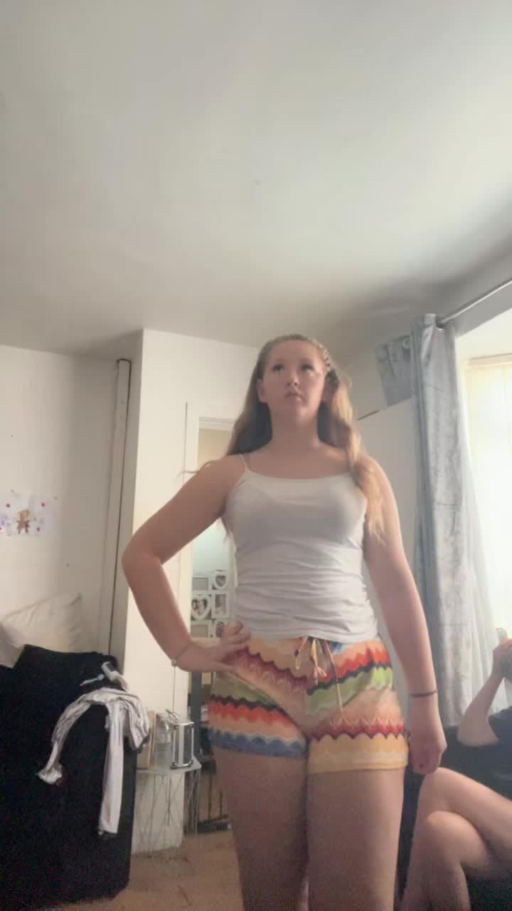 @Elizabella