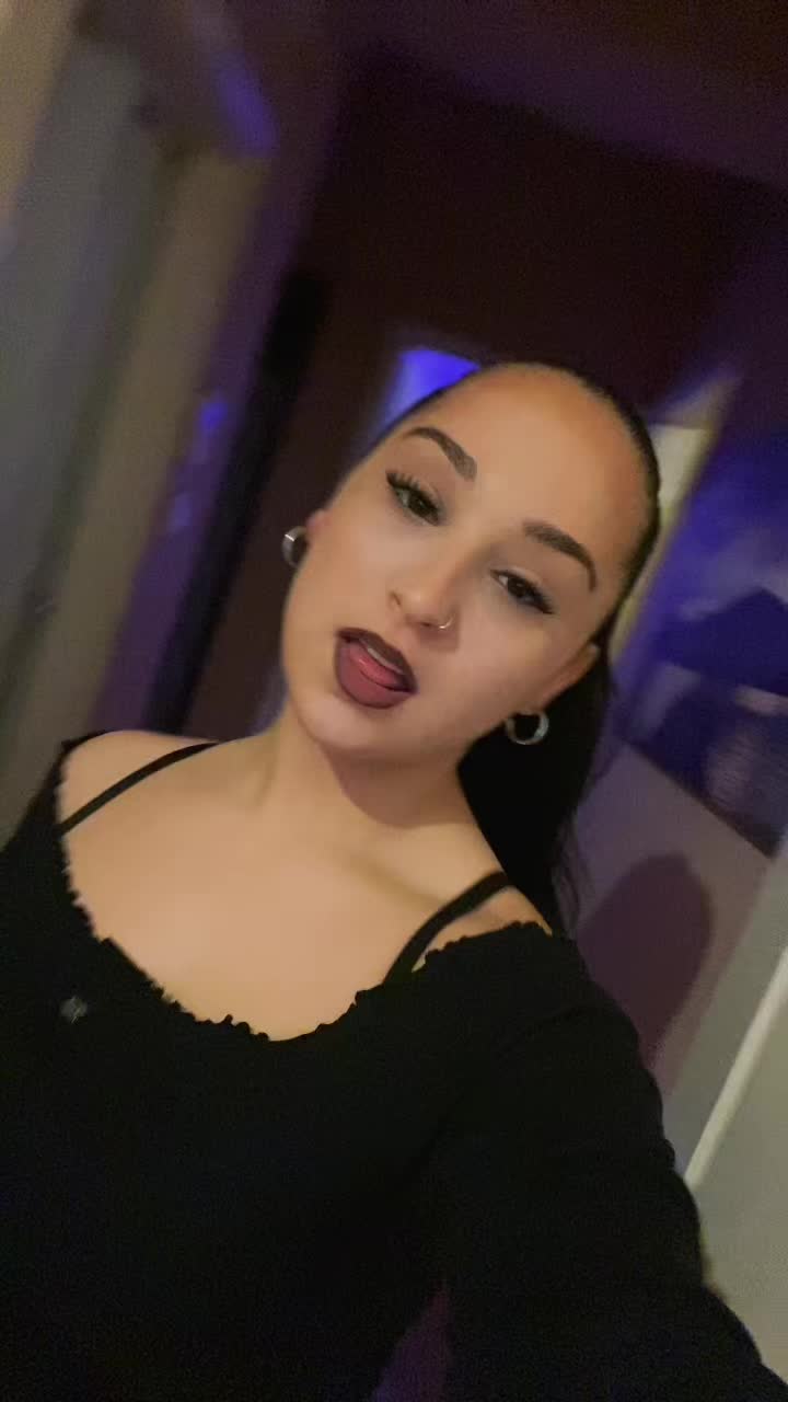 @𝓔𝓵𝓮𝓷𝓪