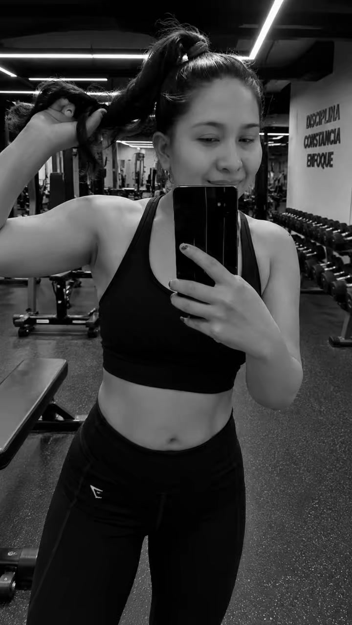 @Gabriela