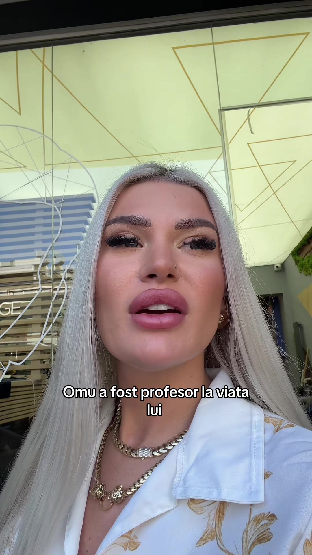@Andreea Bld