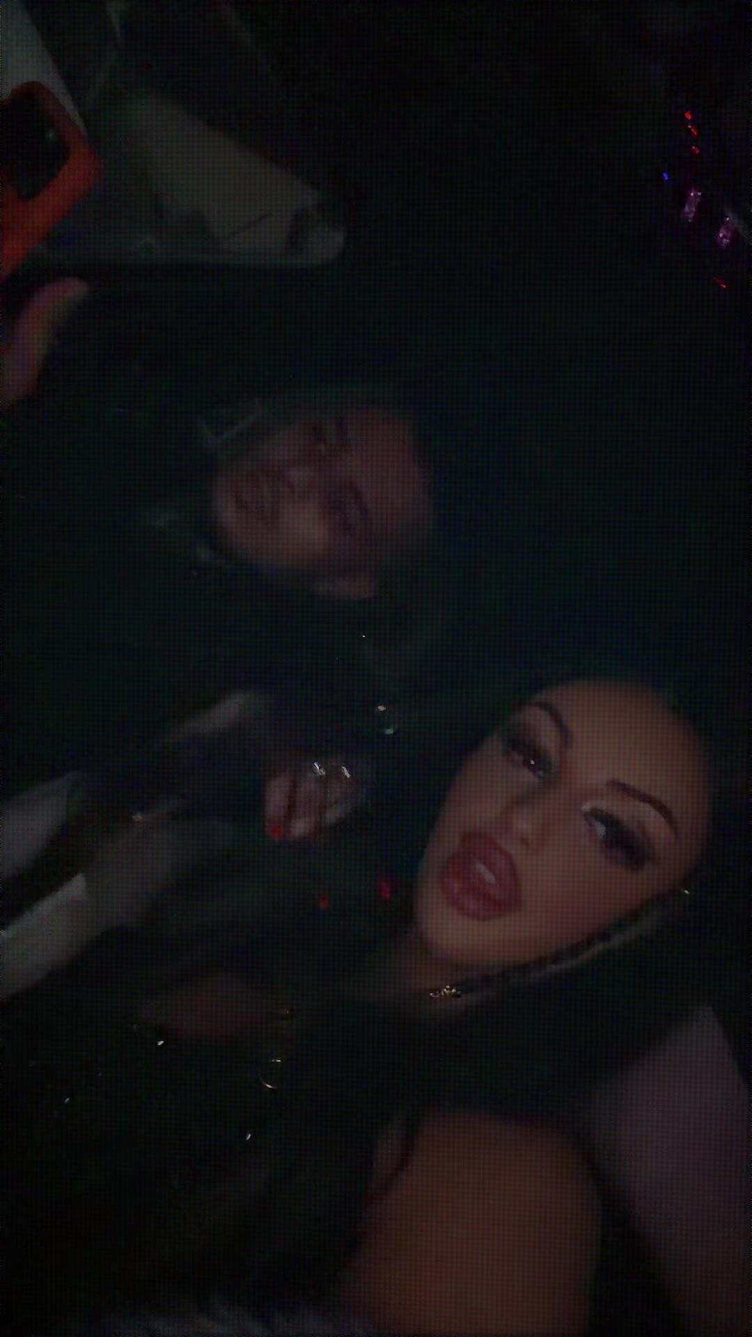 @Iuliaaaa.ic