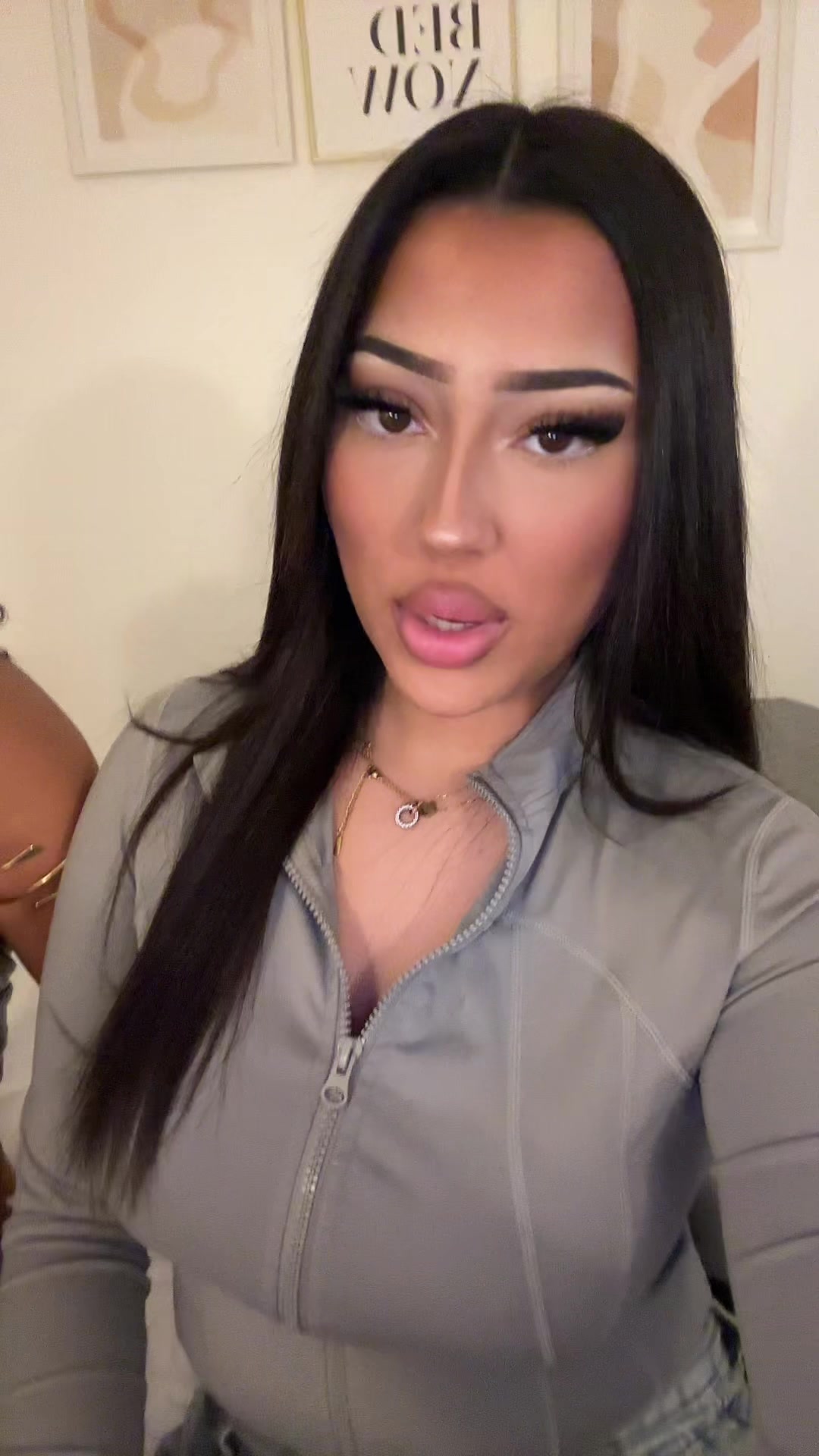 @i😜