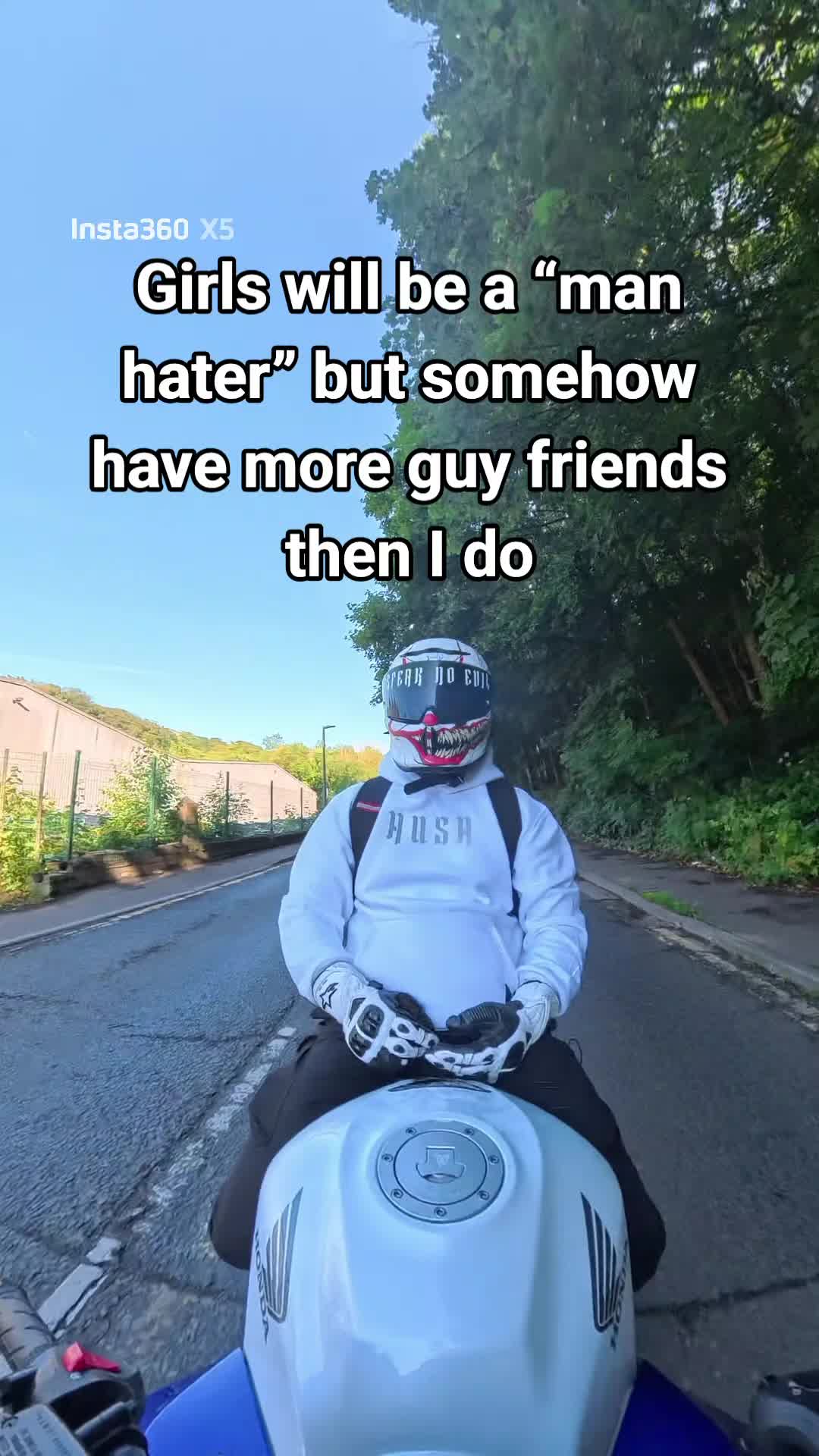 @ThatLittleCBR🇬🇧 🏍