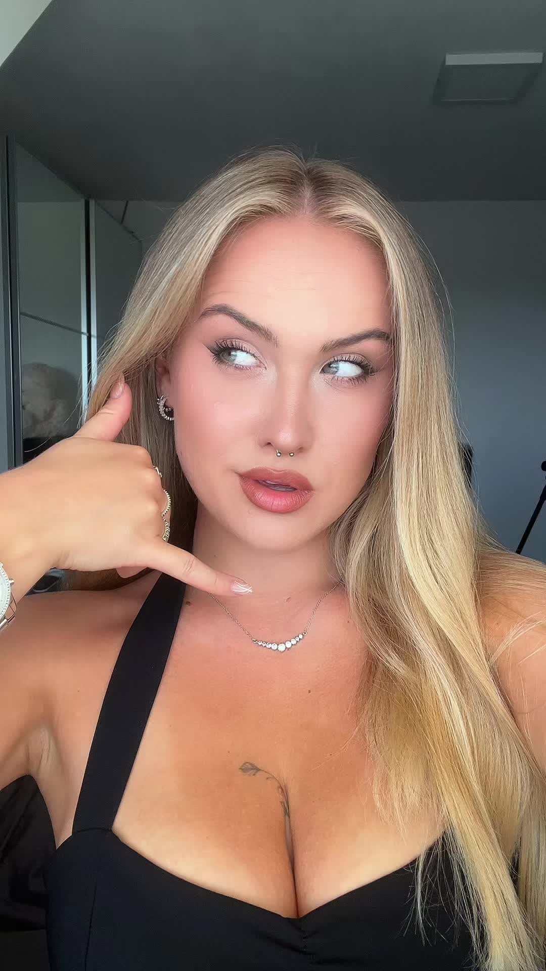 @Viuu