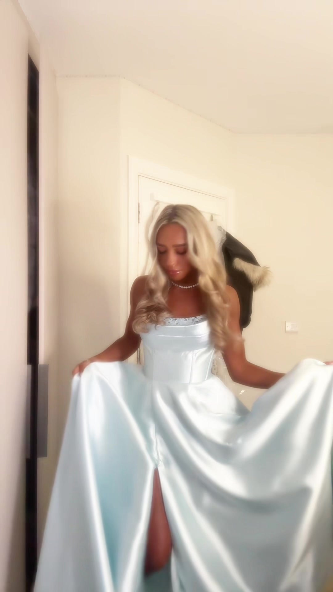 @𝑬.𝑳
