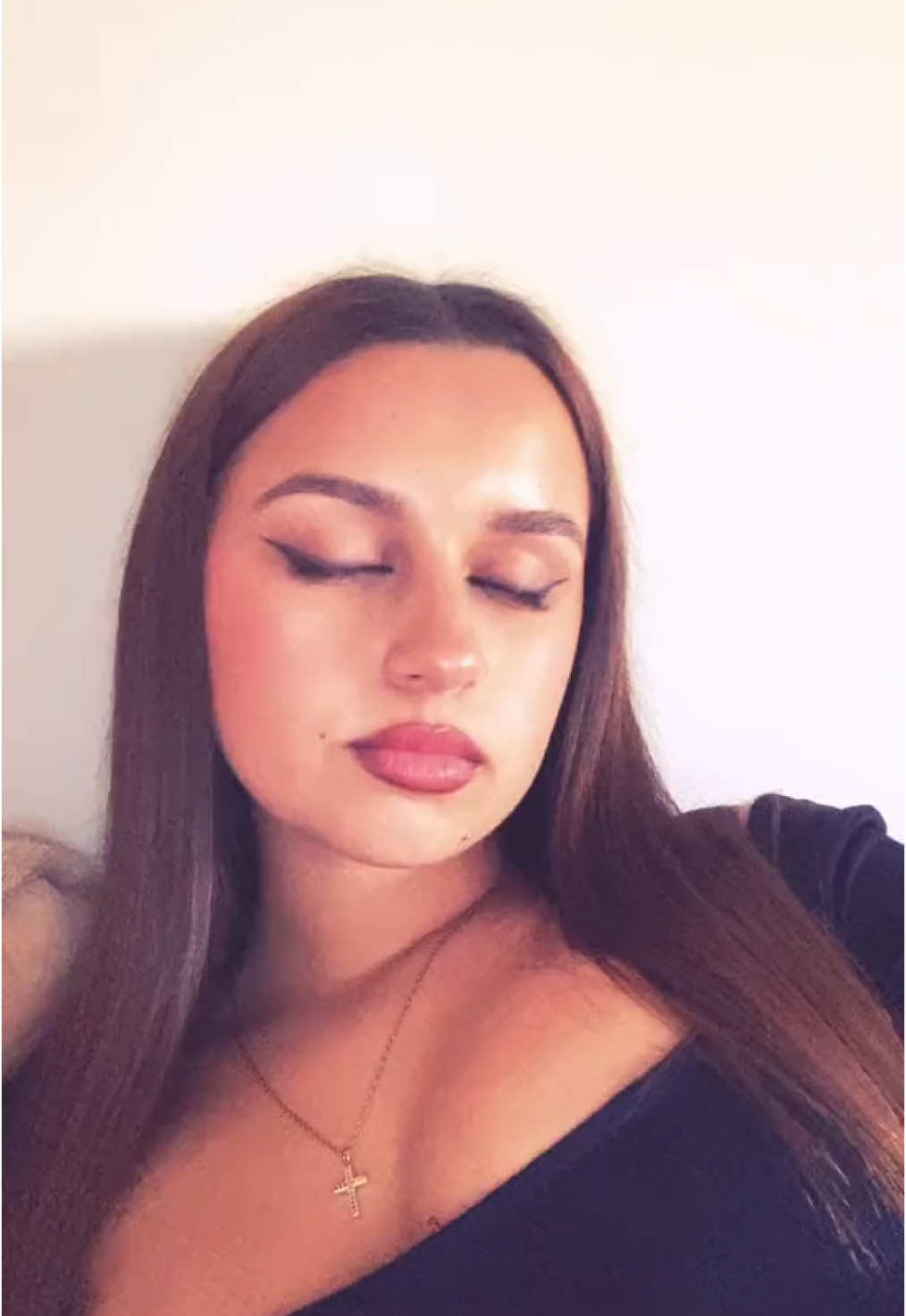 @<$