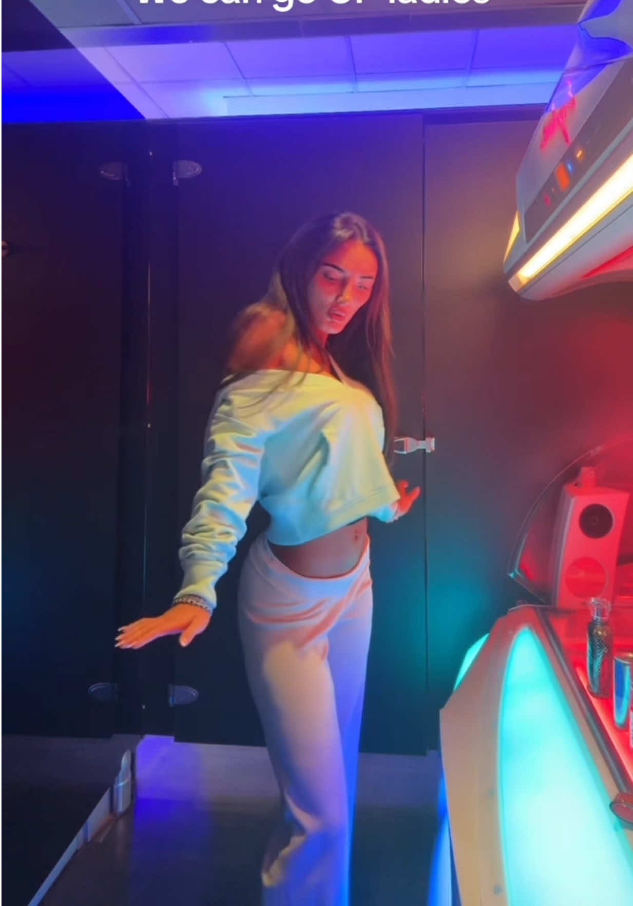 @luv4izz1