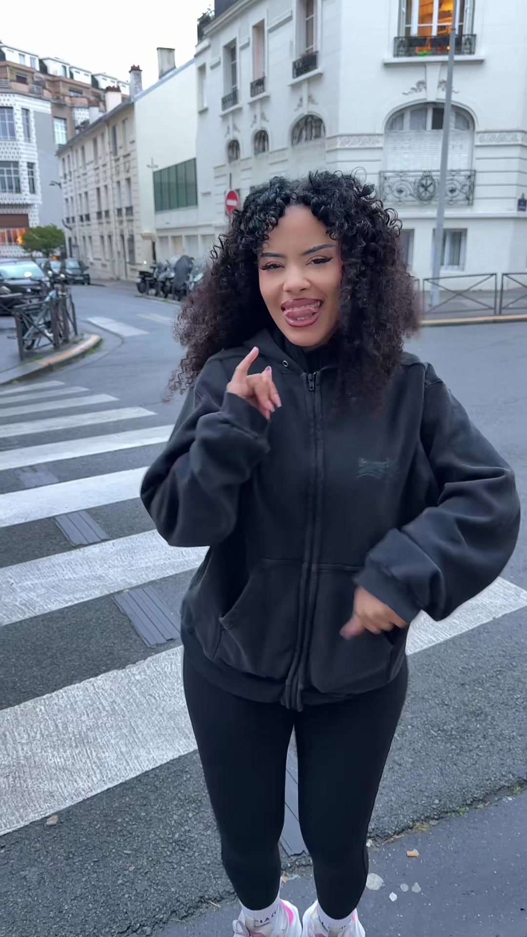 @angela