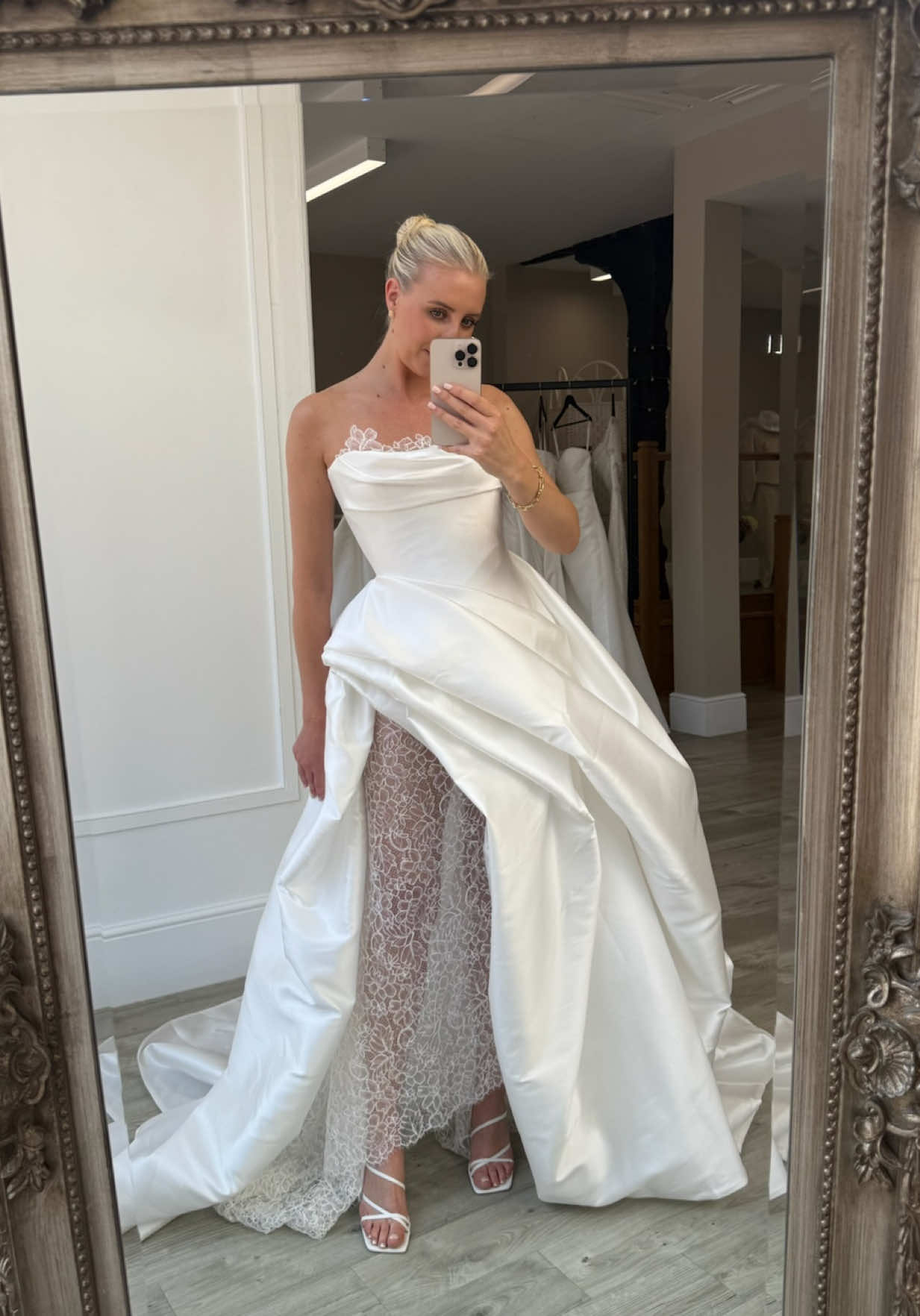 @MiliMili Bridal